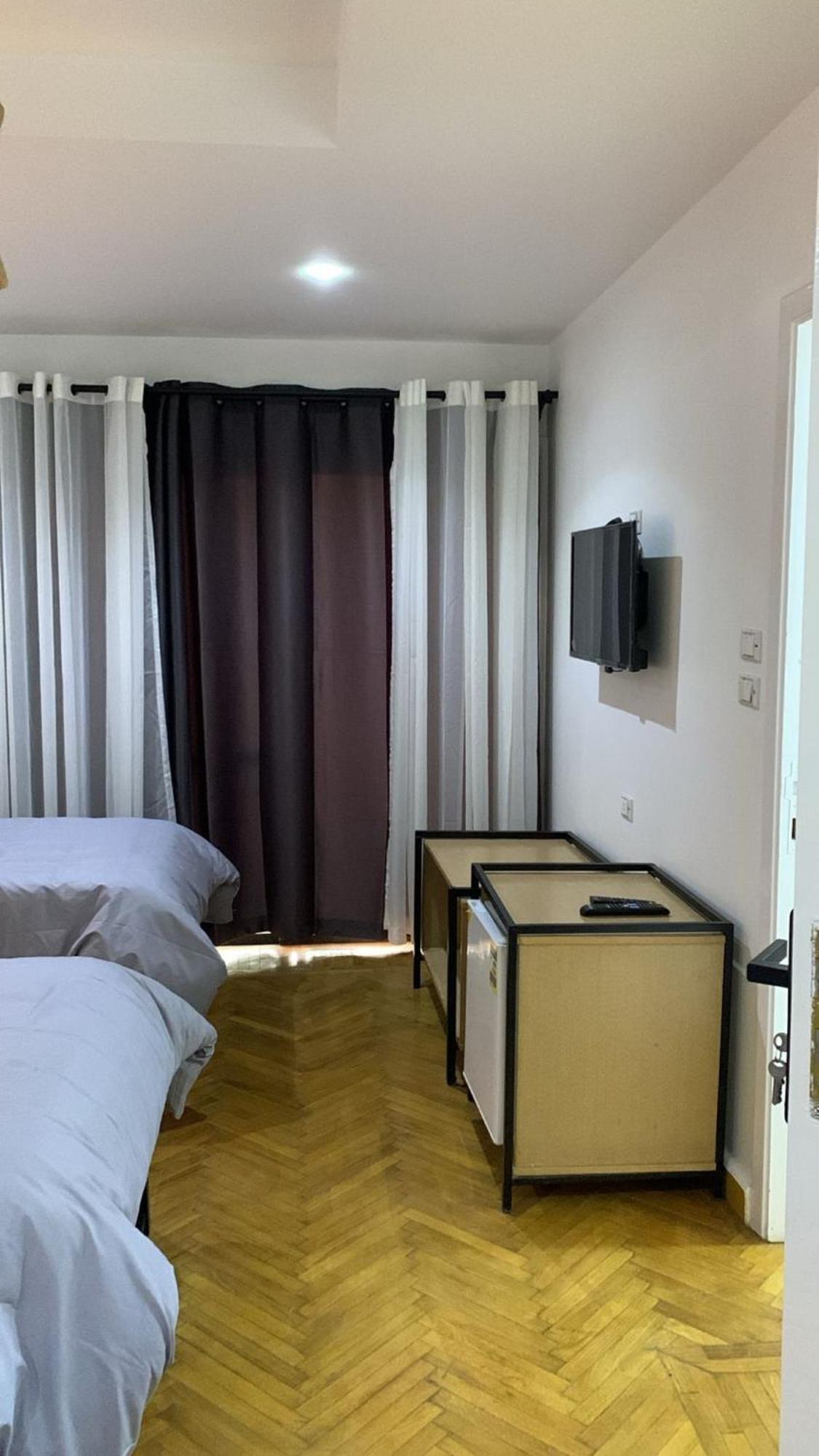 Pyramids Nights Hostel Kafrat al Jabal Luaran gambar