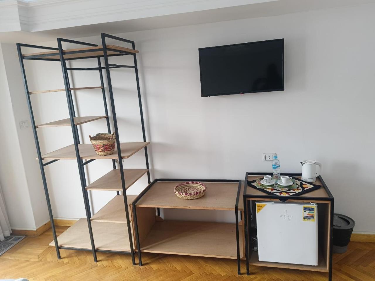 Pyramids Nights Hostel Kafrat al Jabal Luaran gambar